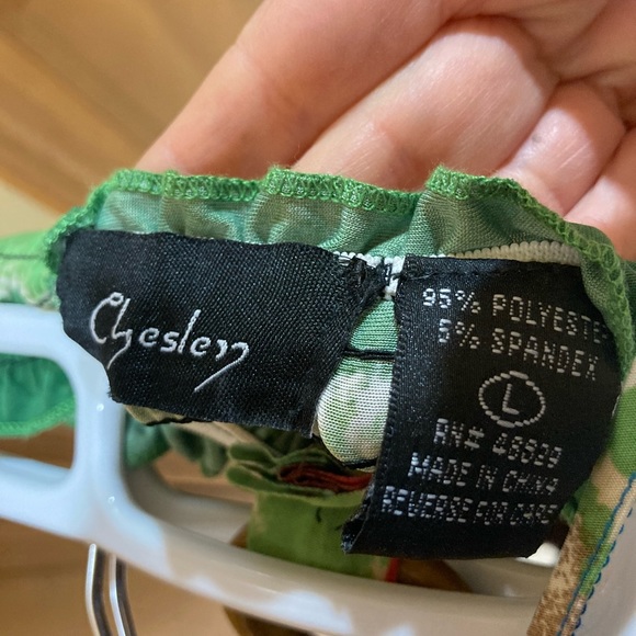 Chesley summer dress Lg, multicolored, above the knee length. - Picture 2 of 5